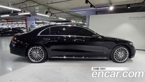 Mercedes-Benz S-Class S500L 4MATIC 2025 года из Южной Кореи