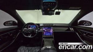 Mercedes-Benz S-Class S500L 4MATIC 2025 года из Южной Кореи