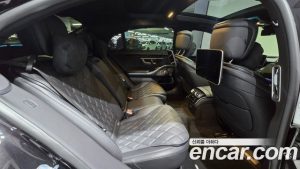 Mercedes-Benz S-Class S500L 4MATIC 2025 года из Южной Кореи