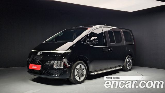 Hyundai Staria Tourer 9-Seater 2025 года из Кореи