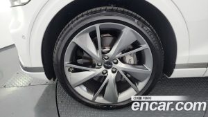 Genesis GV70 2.5T Бензин 2WD 2025 года из Южной Кореи