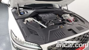 Genesis GV70 2.5T Бензин 2WD 2025 года из Южной Кореи