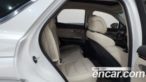 Genesis GV70 2.5T Бензин 2WD 2025 года из Южной Кореи