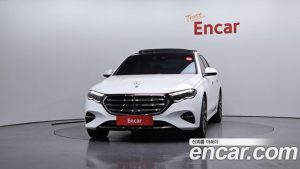 Mercedes-Benz E-Class E300 4MATIC Exclusive 2025 года из Южной Кореи