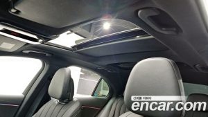 Mercedes-Benz E-Class E300 4MATIC Exclusive 2025 года из Южной Кореи