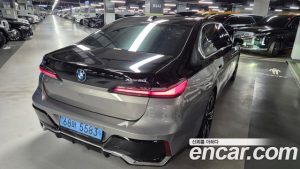 BMW i7 xDrive 60 M Sport 2024 года из Южной Кореи