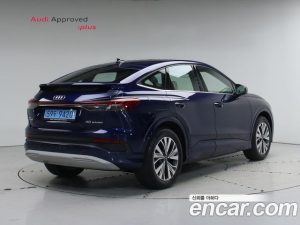 Audi Q4 e-tron 40 Sportback 2023 года из Южной Кореи