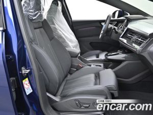 Audi Q4 e-tron 40 Sportback 2023 года из Южной Кореи
