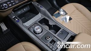 Kia Sorento HEV 1.6 2WD 2024 года из Южной Кореи