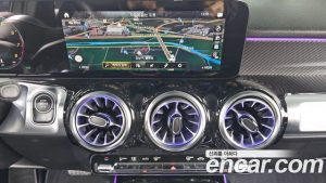 Mercedes-Benz GLB-Class GLB250 4MATIC 2023 года из Южной Кореи