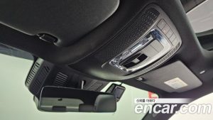 Mercedes-Benz GLB-Class GLB250 4MATIC 2023 года из Южной Кореи