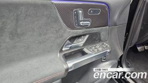 Mercedes-Benz GLB-Class GLB250 4MATIC 2023 года из Южной Кореи