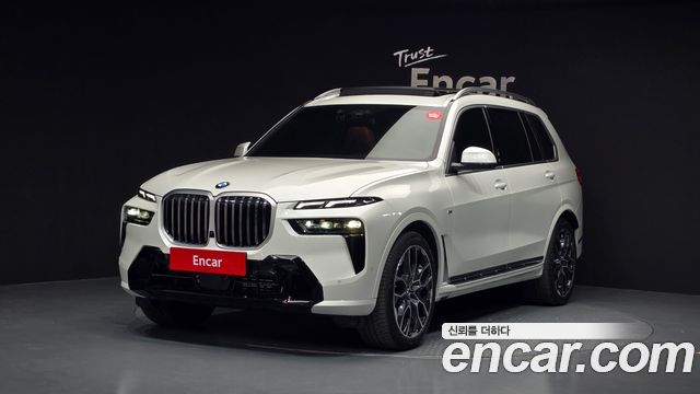 BMW X7 xDrive 40i M Sport 6 2024 года из Кореи
