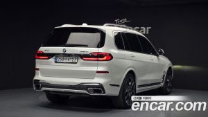 BMW X7 xDrive 40i M Sport 6 2024 года из Южной Кореи