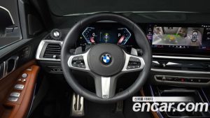 BMW X7 xDrive 40i M Sport 6 2024 года из Южной Кореи