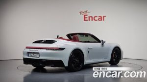 Porsche 911 CARRERA 4 GTS Cabriolet 2023 года из Южной Кореи
