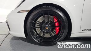 Porsche 911 CARRERA 4 GTS Cabriolet 2023 года из Южной Кореи