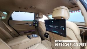 Genesis G80 Бензин 3.5 Turbo AWD 2025 года из Южной Кореи