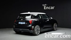 Mini Cooper SE CLASSIC 2024 года из Южной Кореи