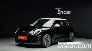 Mini Cooper SE CLASSIC 2024 года из Южной Кореи