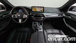 BMW 5-Series 520i M Sport 2023 года из Южной Кореи