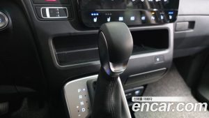 Hyundai Staria Wagon 5 2025 года из Южной Кореи