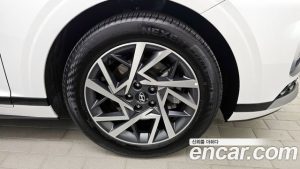 Hyundai Grandeur 2.5 Бензин 2WD 2025 года из Южной Кореи