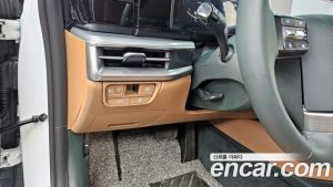 Hyundai Grandeur 2.5 Бензин 2WD 2025 года из Южной Кореи