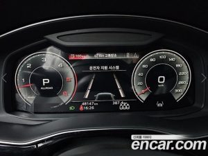 Audi Q8 50 TDI 4WD Premium 2023 года из Южной Кореи