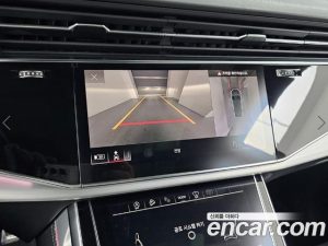 Audi Q8 50 TDI 4WD Premium 2023 года из Южной Кореи