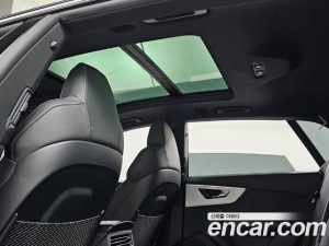 Audi Q8 50 TDI 4WD Premium 2023 года из Южной Кореи