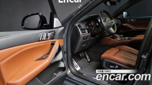 BMW X6 xDrive40d M Sport Online Exclusive 2023 года из Южной Кореи