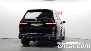 BMW X7 xDrive 40d M Sport 6 2025 года из Южной Кореи