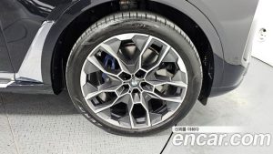 BMW X7 xDrive 40d M Sport 6 2025 года из Южной Кореи