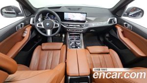 BMW X7 xDrive 40d M Sport 6 2025 года из Южной Кореи