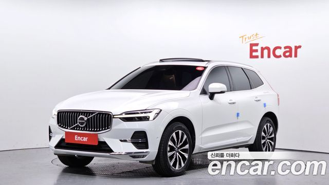 Volvo XC60 B5 ULTIMATE Bright 2023 года из Кореи