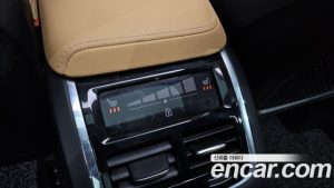 Volvo XC60 B5 ULTIMATE Bright 2023 года из Южной Кореи