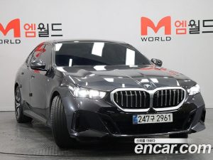 BMW 5-Series 520i M Sport 2024 года из Южной Кореи