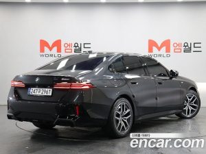 BMW 5-Series 520i M Sport 2024 года из Южной Кореи