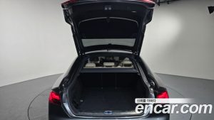 Audi A5 40 TFSI 4WD Premium Sportback 2023 года из Южной Кореи