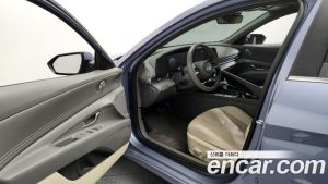 Hyundai AVANTE 1.6 2025 года из Южной Кореи