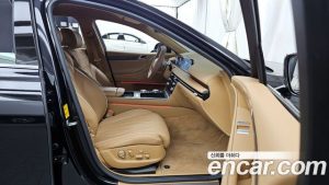 Genesis G80 Бензин 2.5 Turbo AWD 2025 года из Южной Кореи