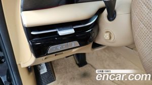 Genesis G80 Бензин 2.5 Turbo AWD 2025 года из Южной Кореи