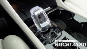 Volvo XC40 B4 ULTIMATE Bright 2024 года из Южной Кореи