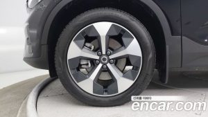 Volvo XC40 B4 ULTIMATE Bright 2024 года из Южной Кореи