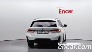 BMW 3-Series 320i Touring M Sport 2023 года из Южной Кореи