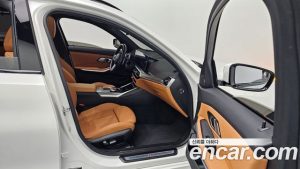 BMW 3-Series 320i Touring M Sport 2023 года из Южной Кореи