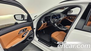 BMW 3-Series 320i Touring M Sport 2023 года из Южной Кореи