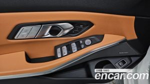 BMW 3-Series 320i Touring M Sport 2023 года из Южной Кореи