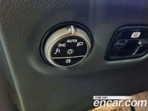 Mercedes-Benz EQE EQE500 4MATIC 2023 года из Южной Кореи